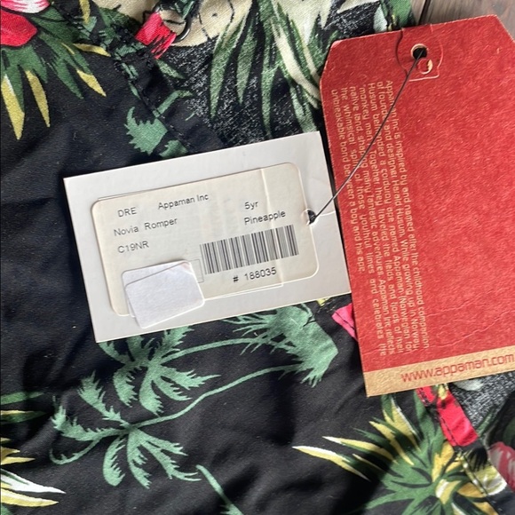 Appaman Kids Girls Black Sleeveless Pineapple Drawstring Novia Romper Size 5 - Picture 6 of 6